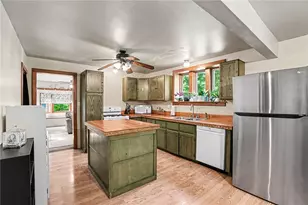 213 Morrison Ave, Perry Township, PA 16117 - Photo 7
