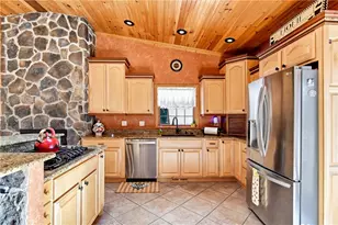 2516 Clayton Rd, White Township, PA 15010 - Photo 7