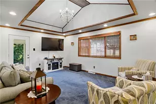 2516 Clayton Rd, White Township, PA 15010 - Photo 11