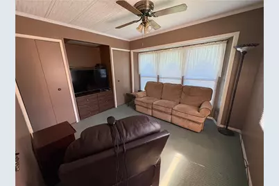 200 Forest Dr, Cranberry Township, PA 16066 - Photo 15