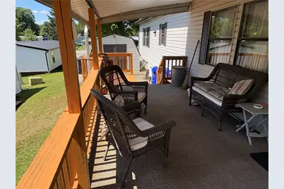 200 Forest Dr, Cranberry Township, PA 16066 - Photo 7