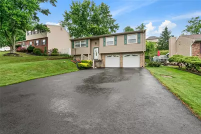204 Manor Dr, Pittsburgh, PA 15236 - Photo 3