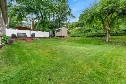 204 Manor Dr, Pittsburgh, PA 15236 - Photo 23
