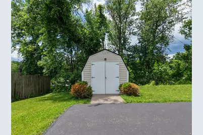 464 Tivoli Rd, Pittsburgh, PA 15239 - Photo 17