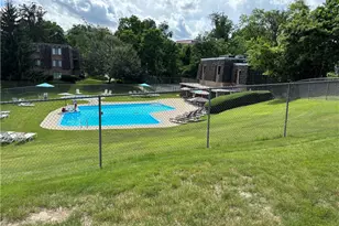 915 Forest Green Dr, Moon/Crescent Twp, PA 15108 - Photo 27