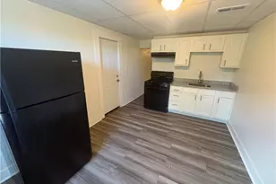 421 Ohio Ave, Clairton, PA 15025 - Photo 3