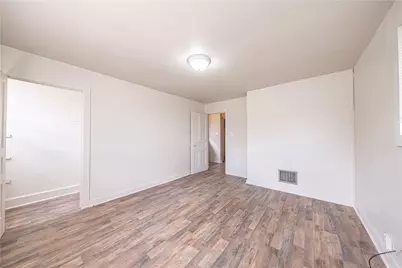1067 Cleveland Ave, Brackenridge, PA 15014 - Photo 15