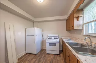 1067 Cleveland Ave, Brackenridge, PA 15014 - Photo 9
