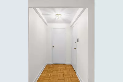 4601 Fifth #221, Pittsburgh, PA 15213 - Photo 5