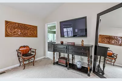691 Freedom Dr, Collier Township, PA 15106 - Photo 15
