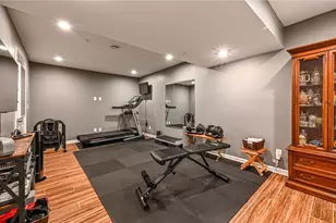 691 Freedom Dr, Collier Township, PA 15106 - Photo 23