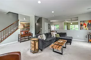 691 Freedom Dr, Collier Township, PA 15106 - Photo 5