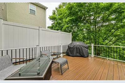 691 Freedom Dr, Collier Township, PA 15106 - Photo 27