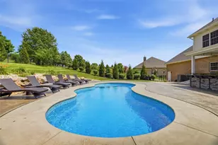 903 Gateway Cir, Greensburg, PA 15601 - Photo 39