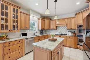 903 Gateway Cir, Greensburg, PA 15601 - Photo 5