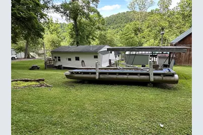 129 Old Farm Ln, Brady's Bend Township, PA 16028 - Photo 19