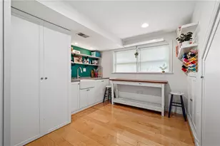 1740 S Shore Ct, Pittsburgh, PA 15203 - Photo 27