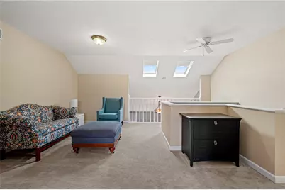 1740 S Shore Ct, Pittsburgh, PA 15203 - Photo 25