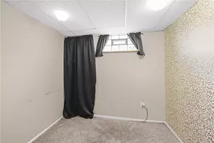 200 Beisner Ave, Pittsburgh, PA 15227 - Photo 21