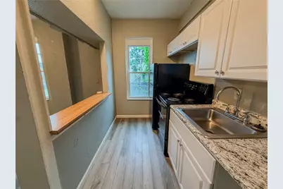548 Hansen Ave #3, City of But SW, PA 16045 - Photo 5