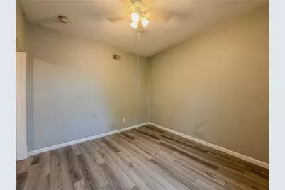 548 Hansen Ave #3, City of But SW, PA 16045 - Photo 17
