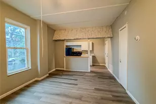 548 Hansen Ave, City of But SW, PA 16045 - Photo 11