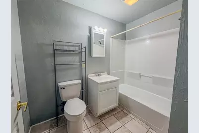 548 Hansen Ave #9, City of But SW, PA 16045 - Photo 11