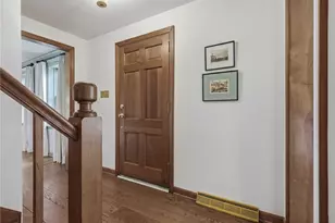 10580 Landau Dr, Pittsburgh, PA 15090 - Photo 7