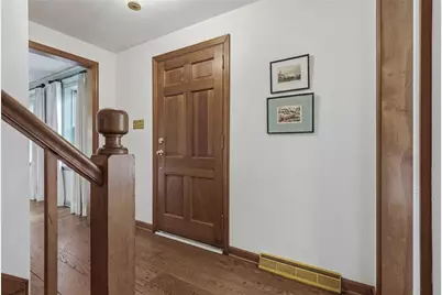 10580 Landau Dr, Pittsburgh, PA 15090 - Photo 7