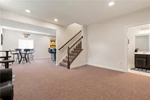 106 Victoria Ct, Robinson Twp, PA 15136 - Photo 19