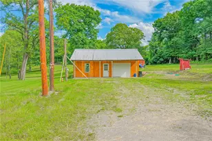 325 Oakdale Rd, Darlington Township, PA 16115 - Photo 3