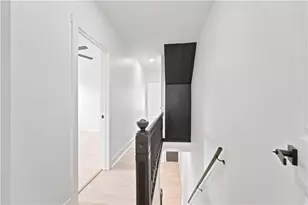 352 39th St, Pittsburgh, PA 15201 - Photo 13