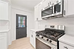 352 39th St, Pittsburgh, PA 15201 - Photo 9