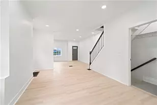 352 39th St, Pittsburgh, PA 15201 - Photo 11