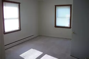 315 S Pine St, Carmichaels-Cumberland, PA 15320 - Photo 5
