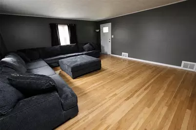 315 S Pine Street, Carmichaels-Cumberland, PA 15320 - Photo 11