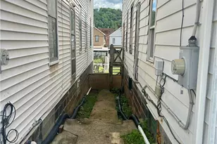 812 Fallowfield Ave, Charleroi Boro, PA 15022 - Photo 23