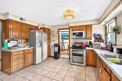 180 Camp Run Rd, Lancaster Township, PA 16037 - Photo 9