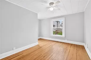 105 Center Ave, Mt Pleasant Boro, PA 15666 - Photo 27
