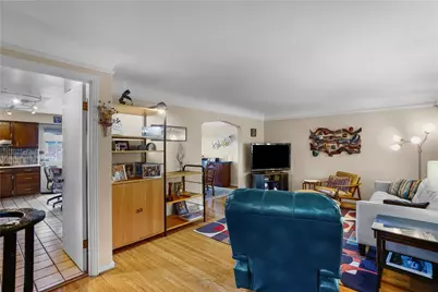 6323 Caton St, Pittsburgh, PA 15217 - Photo 9