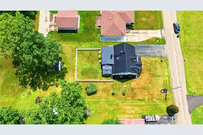 160 Elizabeth St, South Union Township, PA 15445 - Photo 13