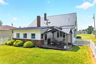 160 Elizabeth St, South Union Township, PA 15445 - Photo 3