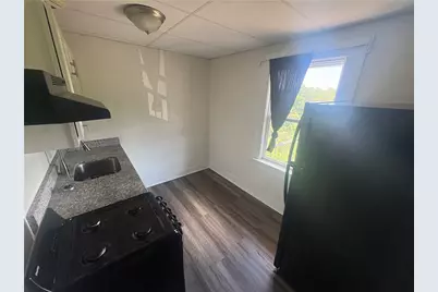 421 Ohio Ave #6, Clairton, PA 15025 - Photo 3