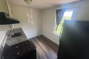 421 Ohio Ave, Clairton, PA 15025 - Photo 3