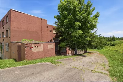 741 Camp Hollow Rd, West Mifflin, PA 15122 - Photo 5