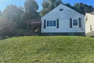 101 N 3rd St, Clairton, PA 15025 - Photo 3