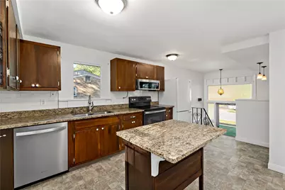 220 Amity Road, Ross Twp, PA 15116 - Photo 9