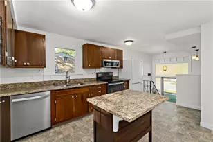 220 Amity Rd, Ross Twp, PA 15116 - Photo 9