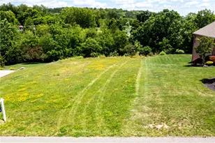 103 Brookhaven Dr, Center Township, PA 15001 - Photo 11