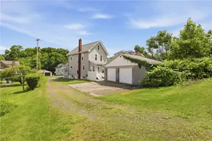 218 Beechwood St, Richland School District, PA 15904 - Photo 3